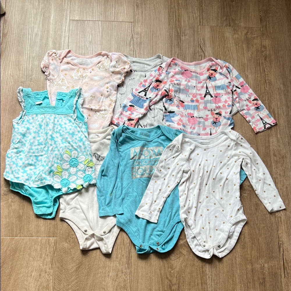 The Children’s Place Baby Girl Bodysuit Bundle Size 18-24 Months